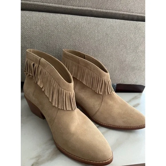 JOIE MAKENA BEIGE BUFF CALF SUEDE FRINGE ANKLE BOOTIE - EU 40 - US 9 - Picture 2 of 10
